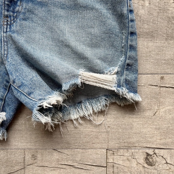 Sincerely Jules High Rise Acid Wash Distressed Denim Shorts 90s y2k retro 29 9 - Picture 2 of 12